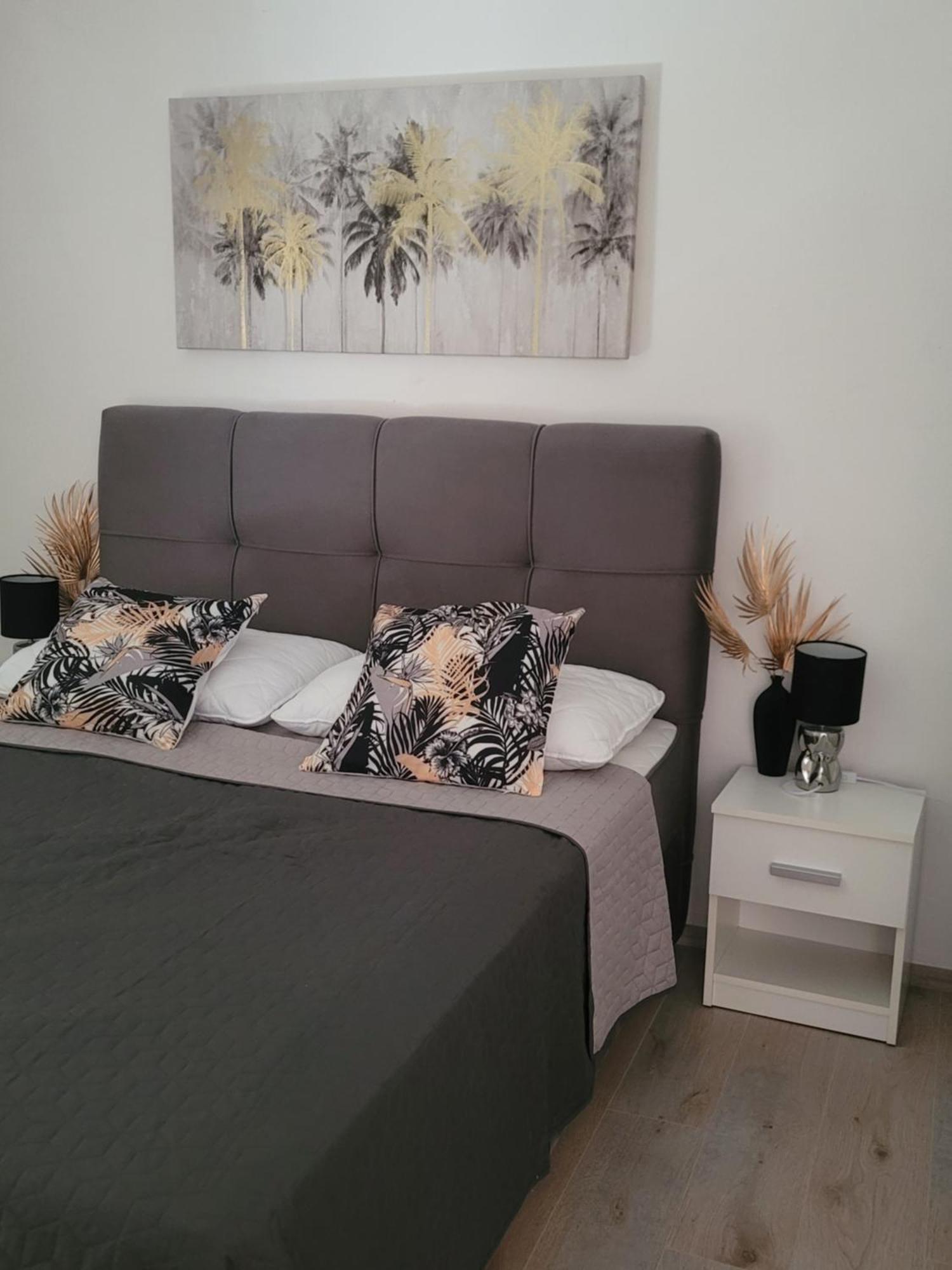 Apartments Lanterna Ražanac Zewnętrze zdjęcie