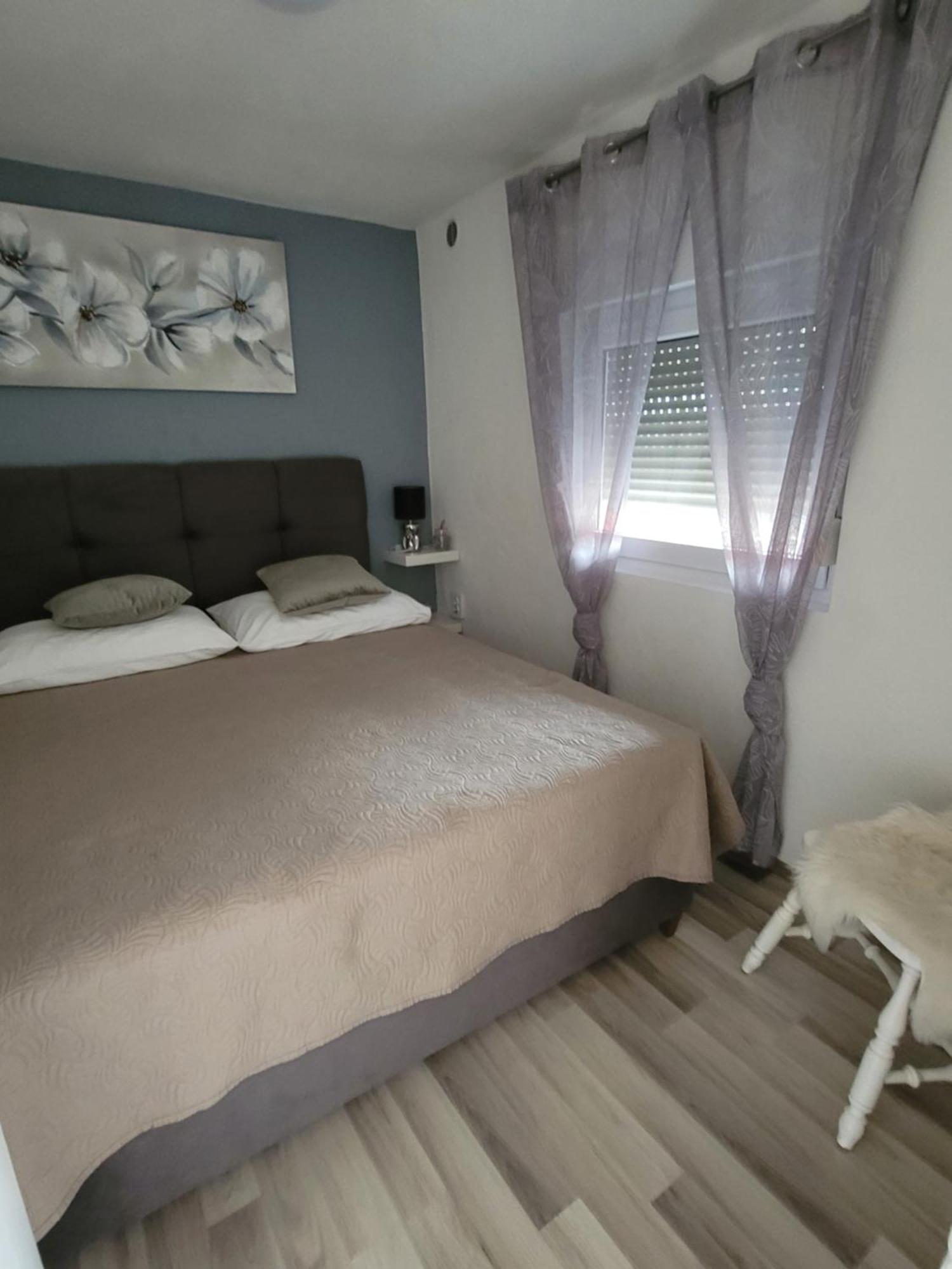 Apartments Lanterna Ražanac Zewnętrze zdjęcie